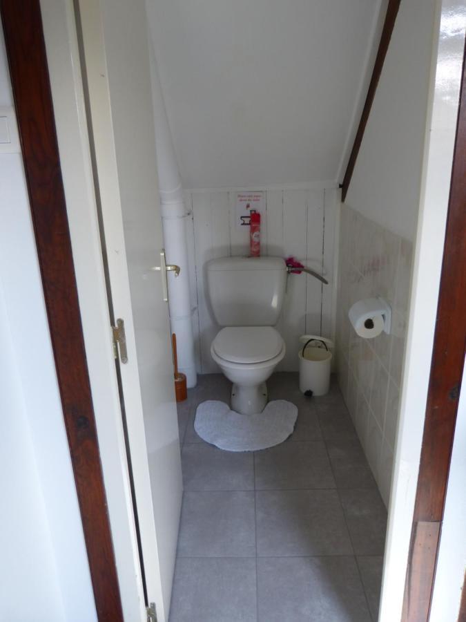 Sue'S Cottages Pleuven Экстерьер фото