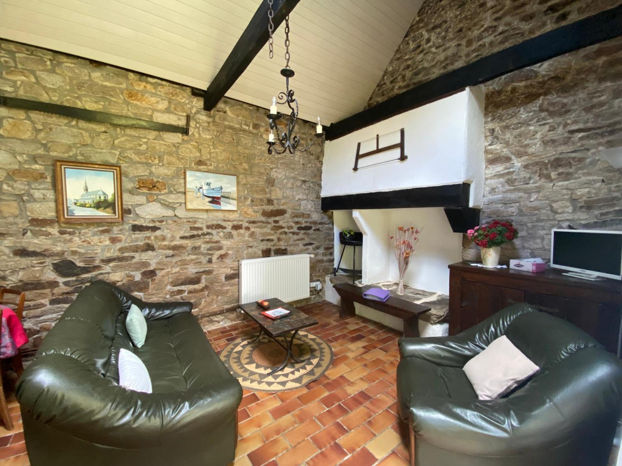 Sue'S Cottages Pleuven Экстерьер фото