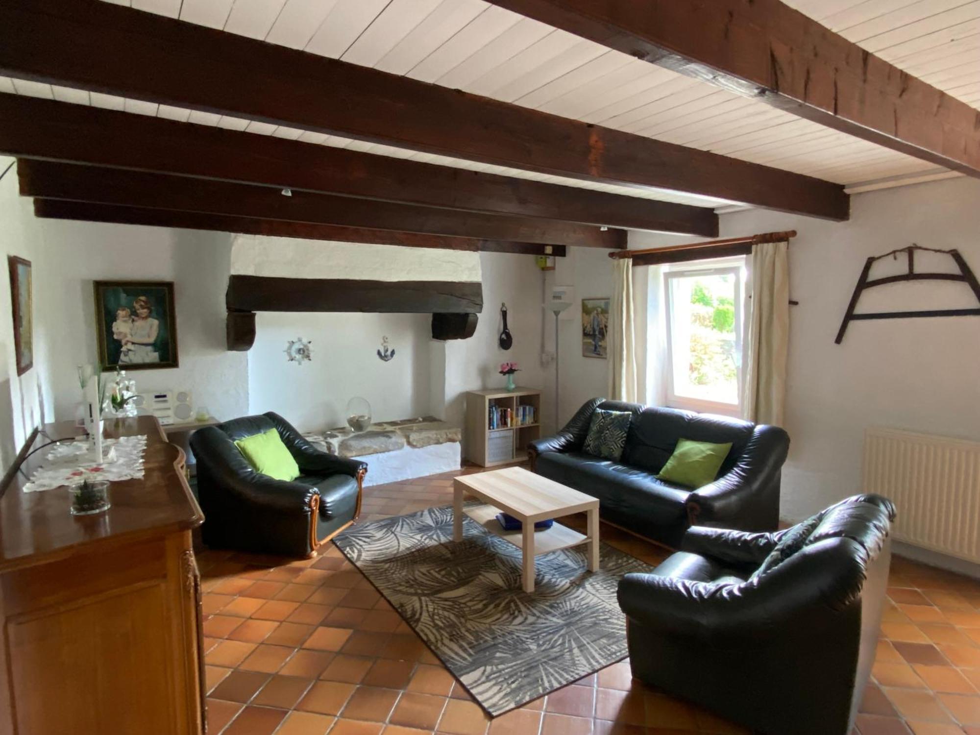 Sue'S Cottages Pleuven Экстерьер фото